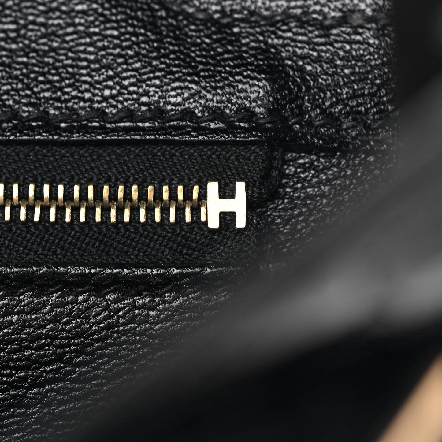 Shiny Niloticus Crocodile Birkin 30 Black