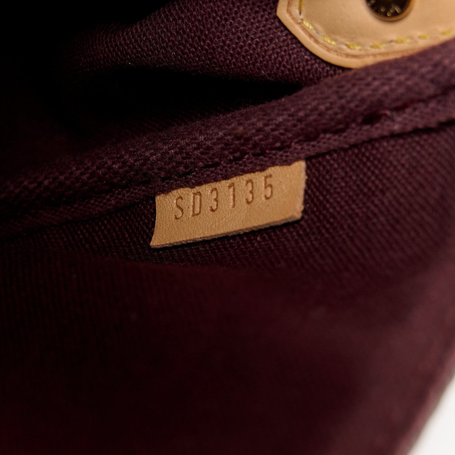Louis Vuitton Monogram Favorite MM 8 of 11