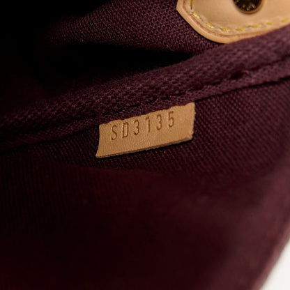 Louis Vuitton Monogram Favorite MM 8 of 11