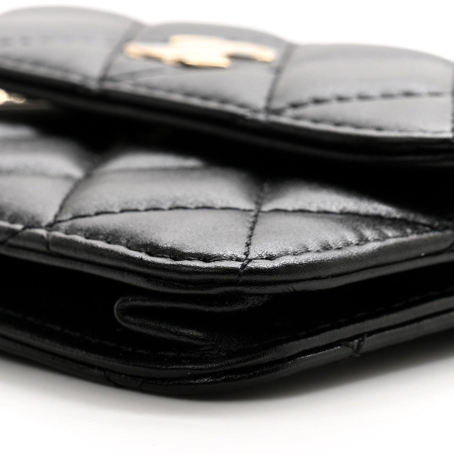 Calfskin Quilted Maxi Pearls Card Holder Flap With Chain Black