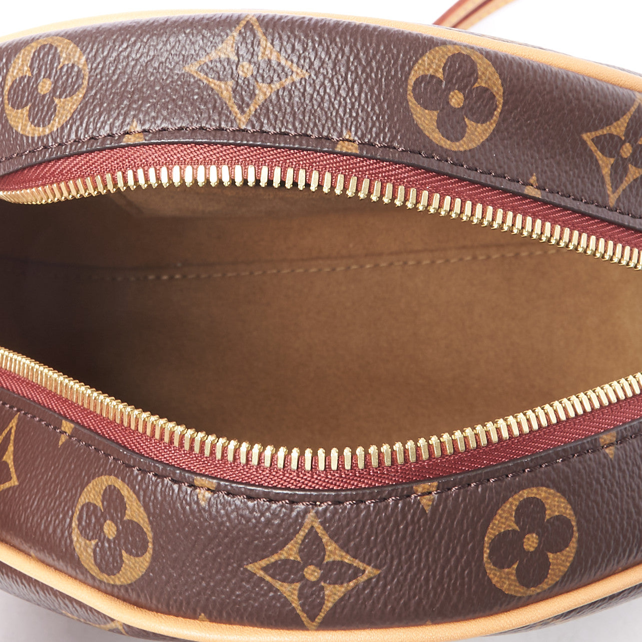 Monogram Boite Chapeau Souple