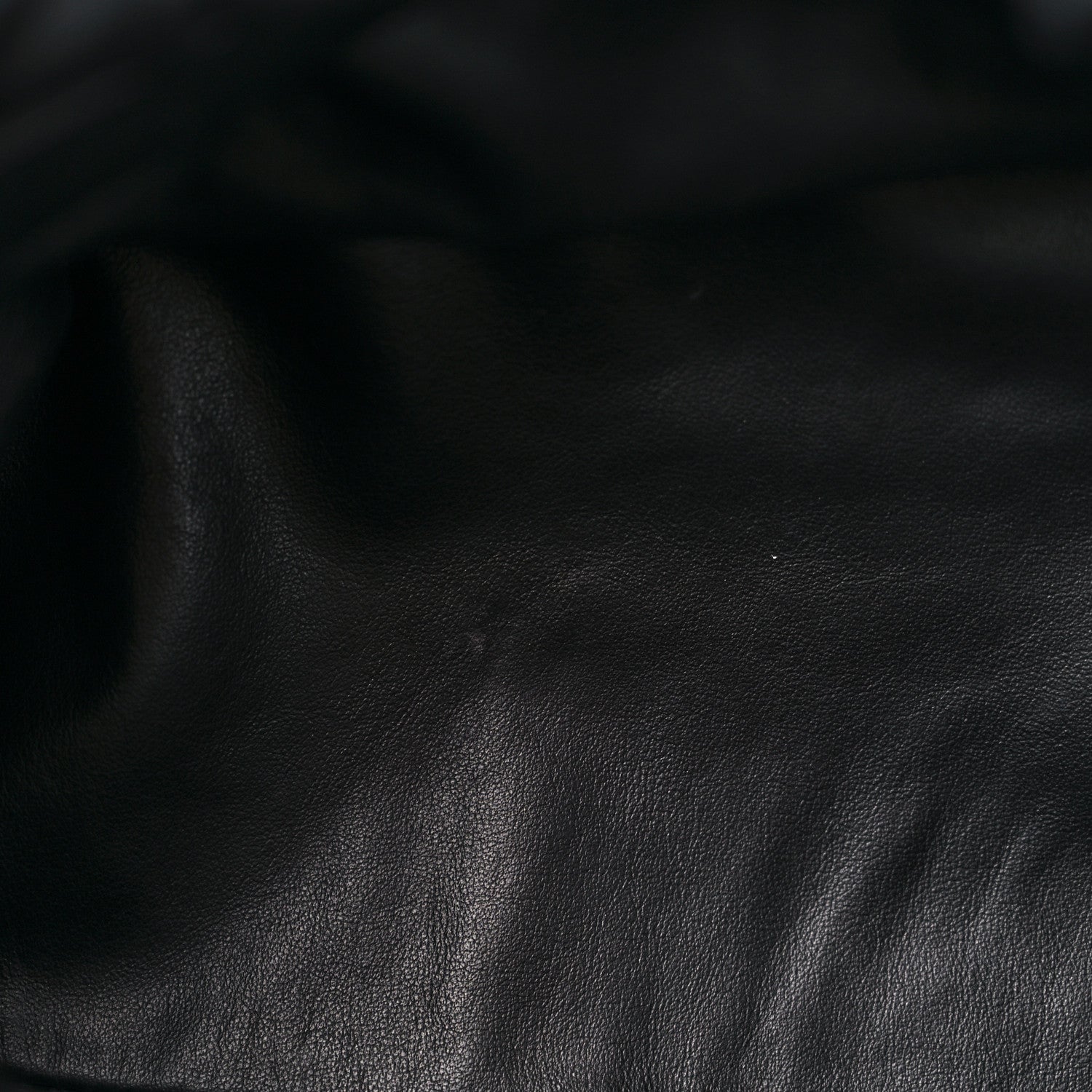 Bottega Veneta Calfskin The Pouch Chain Black 10 of 10