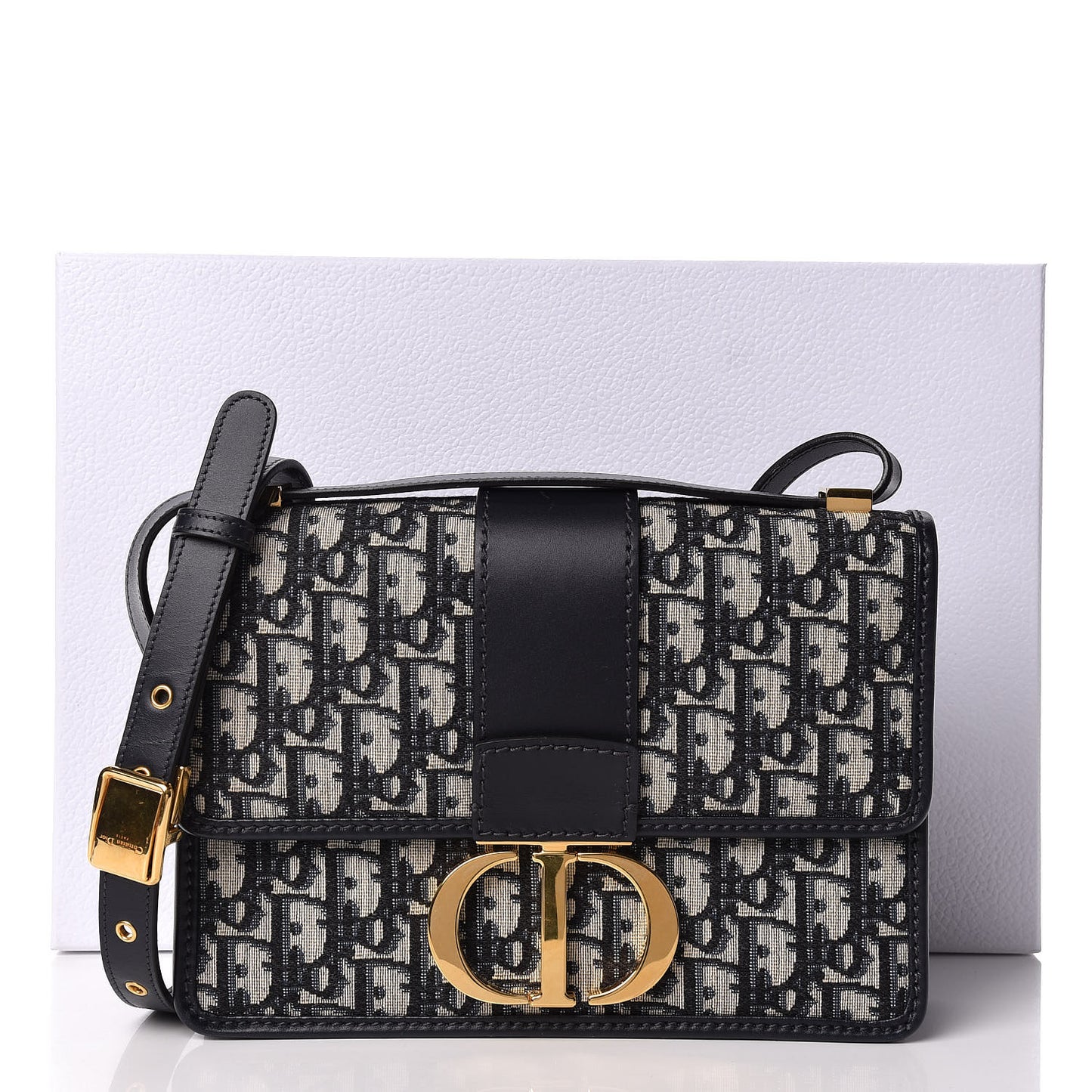 Oblique 30 Montaigne Flap Bag Blue