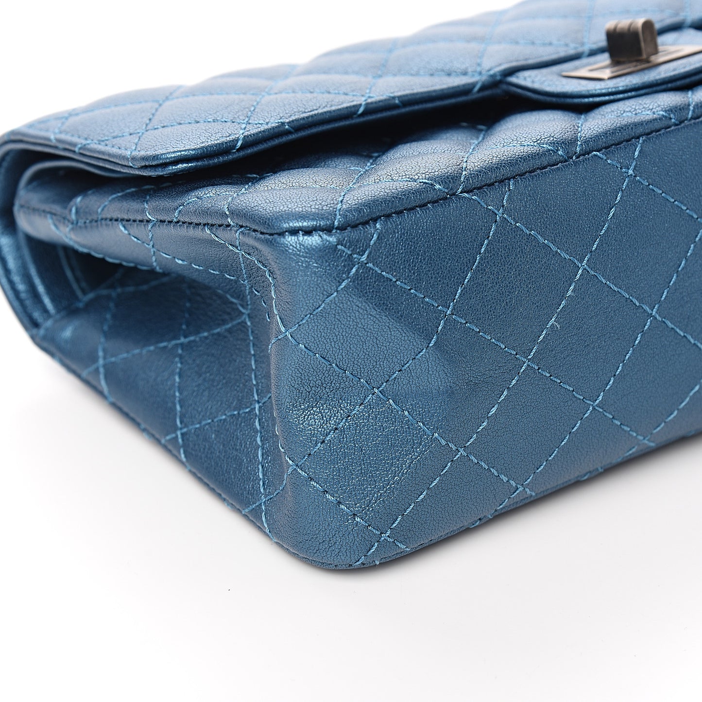 Metallic Sheepskin Quilted 2.55 Reissue 225 Flap Blue