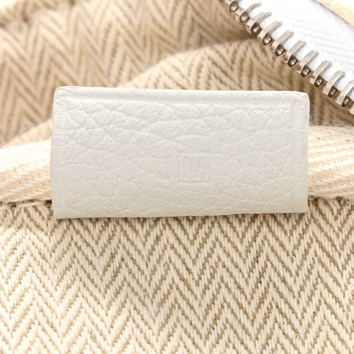 Hermes Taurillon Clemence Victoria II 35 White 7 of 14