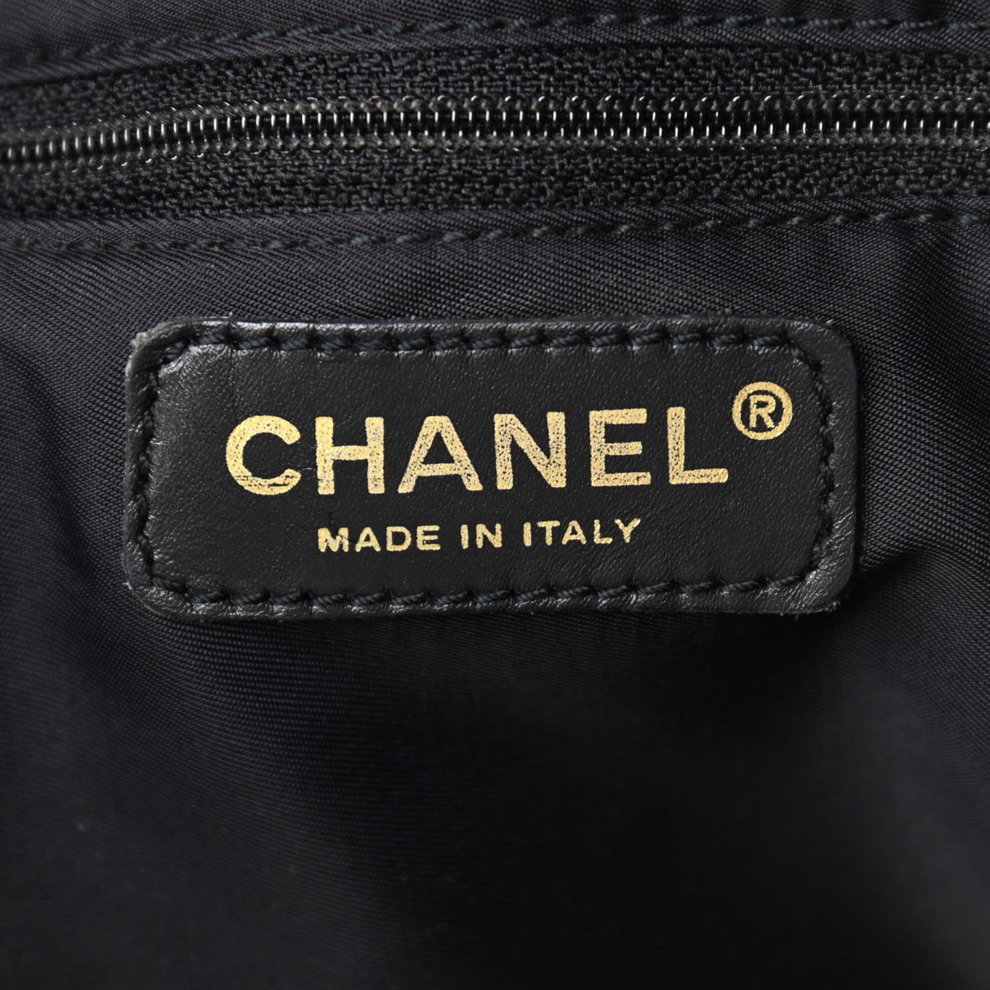 Nylon Medium Travel Tote Black