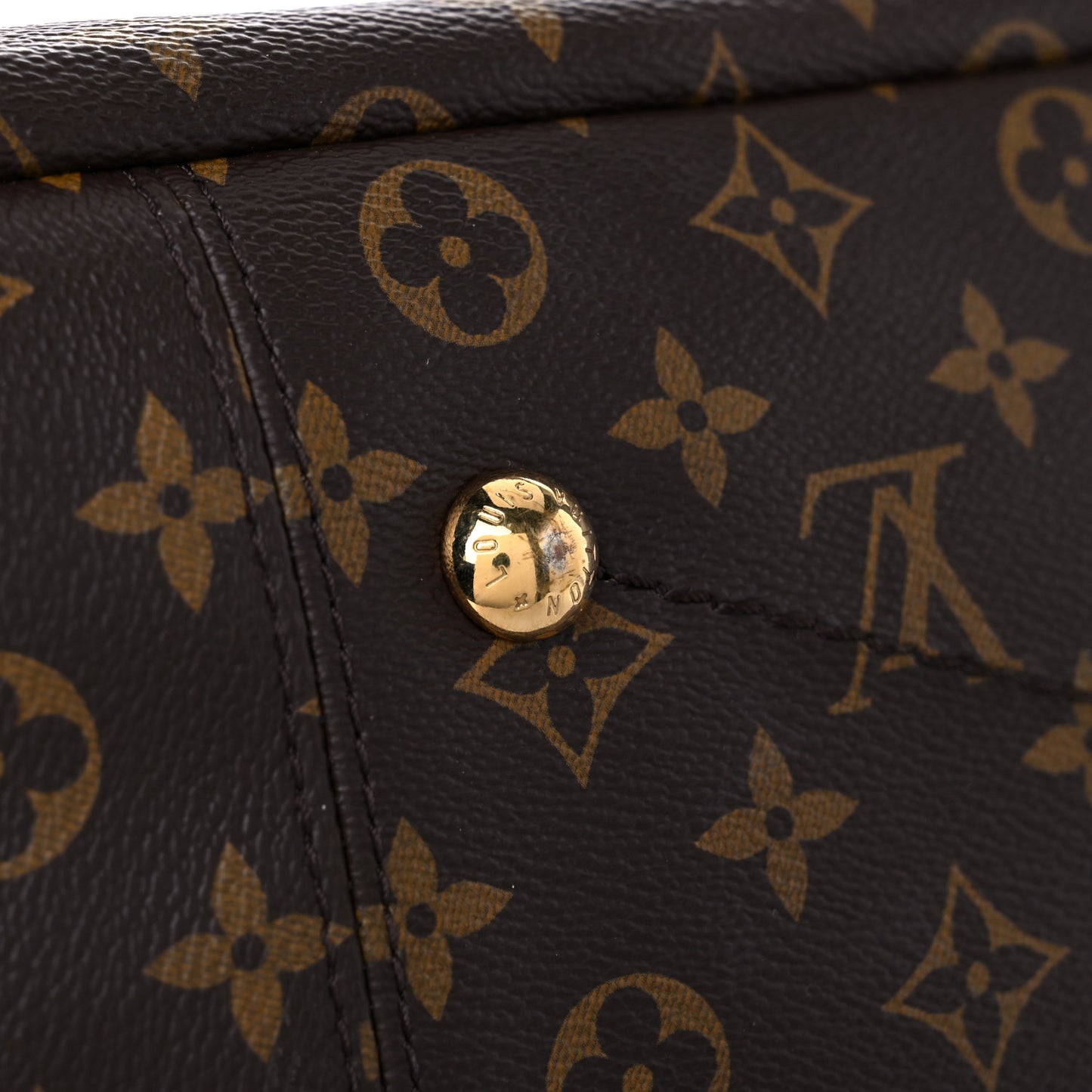 Monogram Artsy MM