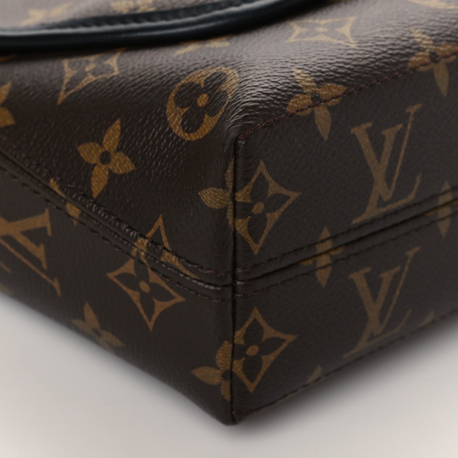 Louis Vuitton Monogram Macassar Magnetic Messenger 8 of 9