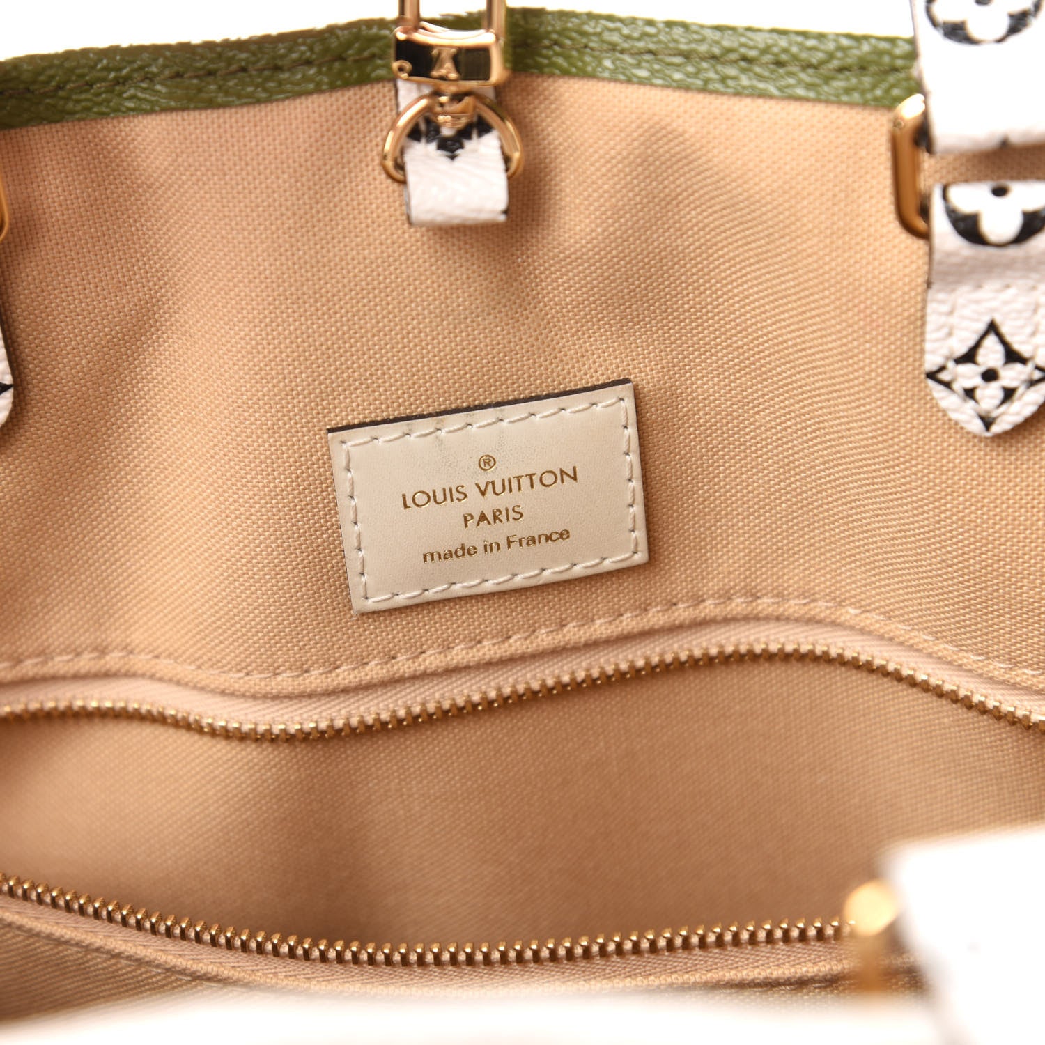 Louis Vuitton Monogram Giant Onthego GM Kaki Beige 8 of 9