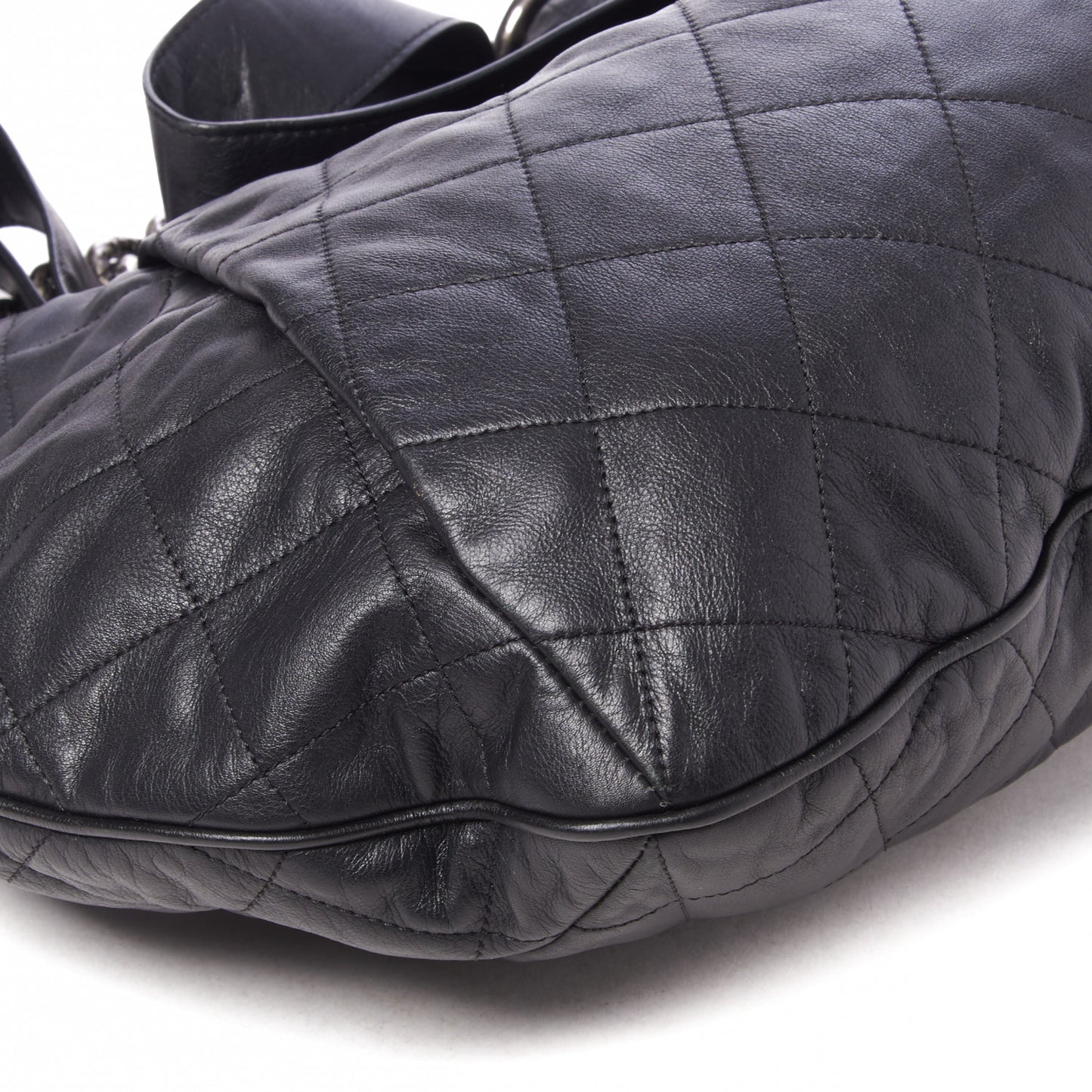 Calfskin Coco Pleats Hobo Black
