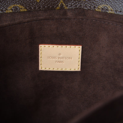 Louis Vuitton Monogram Pochette Metis 6 of 7