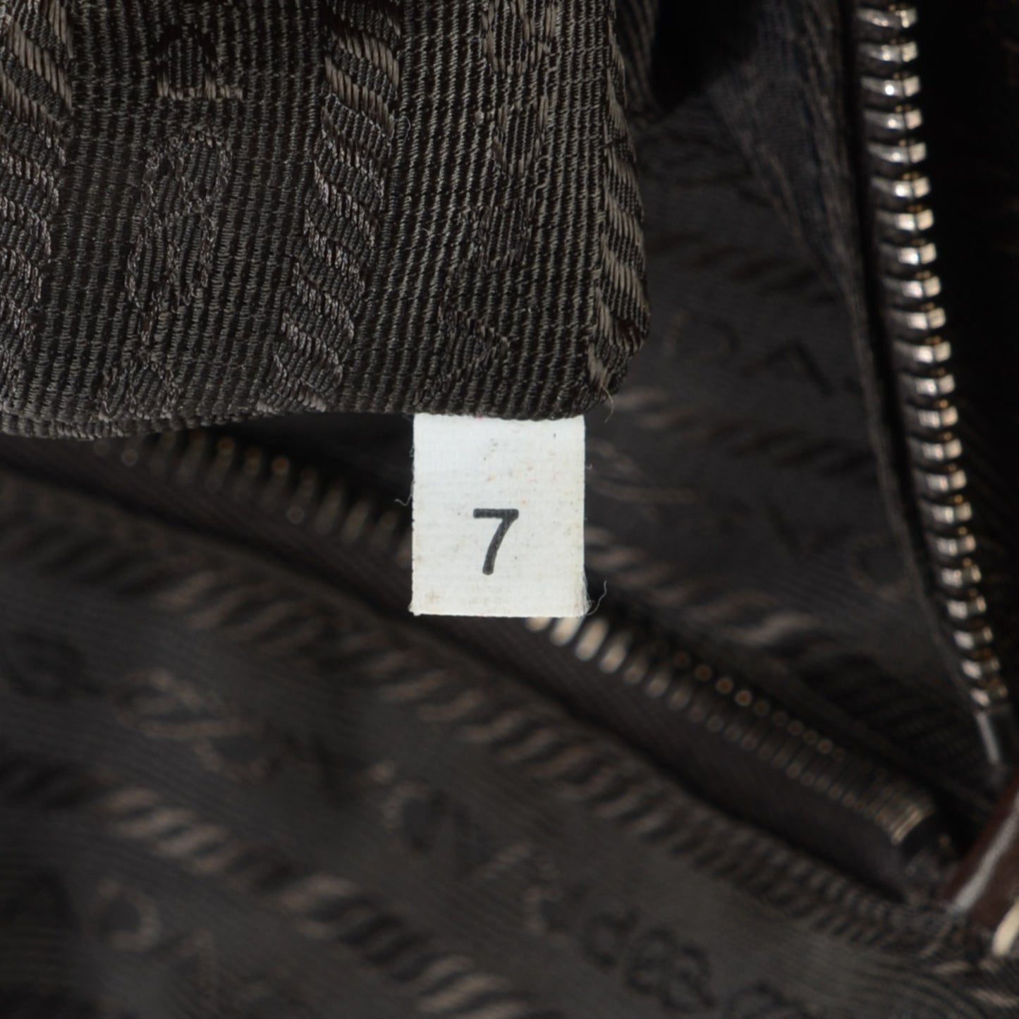 Vitello Daino Frame Bowler Caffe