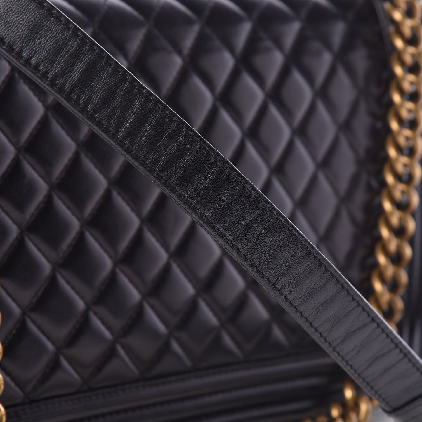 Lambskin Quilted New Medium Boy Flap Black