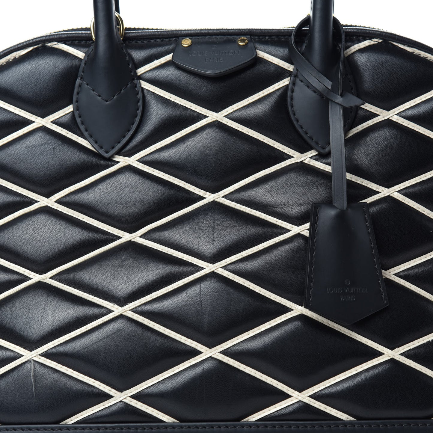 Lambskin Malletage Alma PM Black