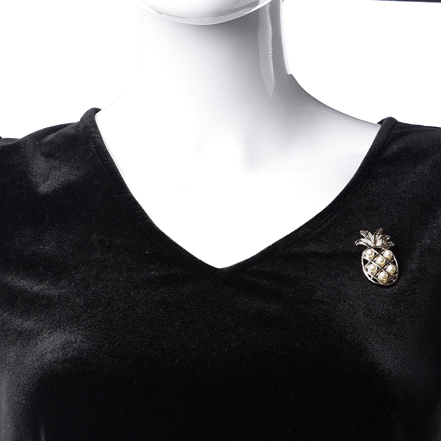 Chanel Pearl Pineapple Brooch Gold 2 of 5