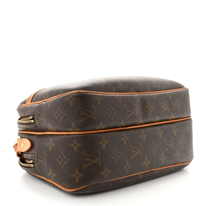 Louis Vuitton Monogram Reporter PM 4 of 15