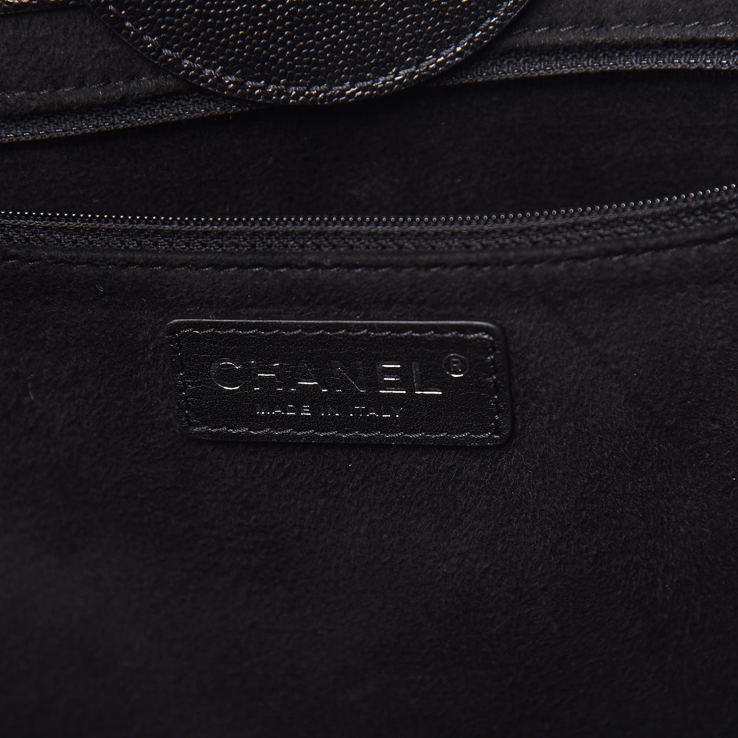 Caviar Large Studded Deauville Tote Black