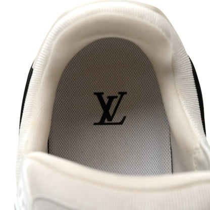Louis Vuitton Calfskin Patent Mens LV Trainer Sneakers 9 White Black 7 of 9