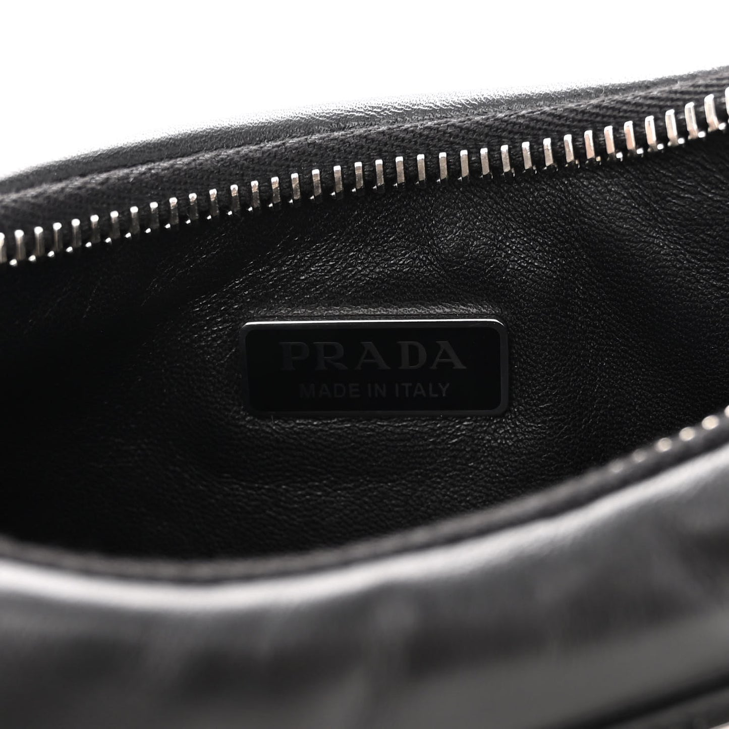 Nappa Soft Padded Re-Edition 2005 Shoulder Bag Black