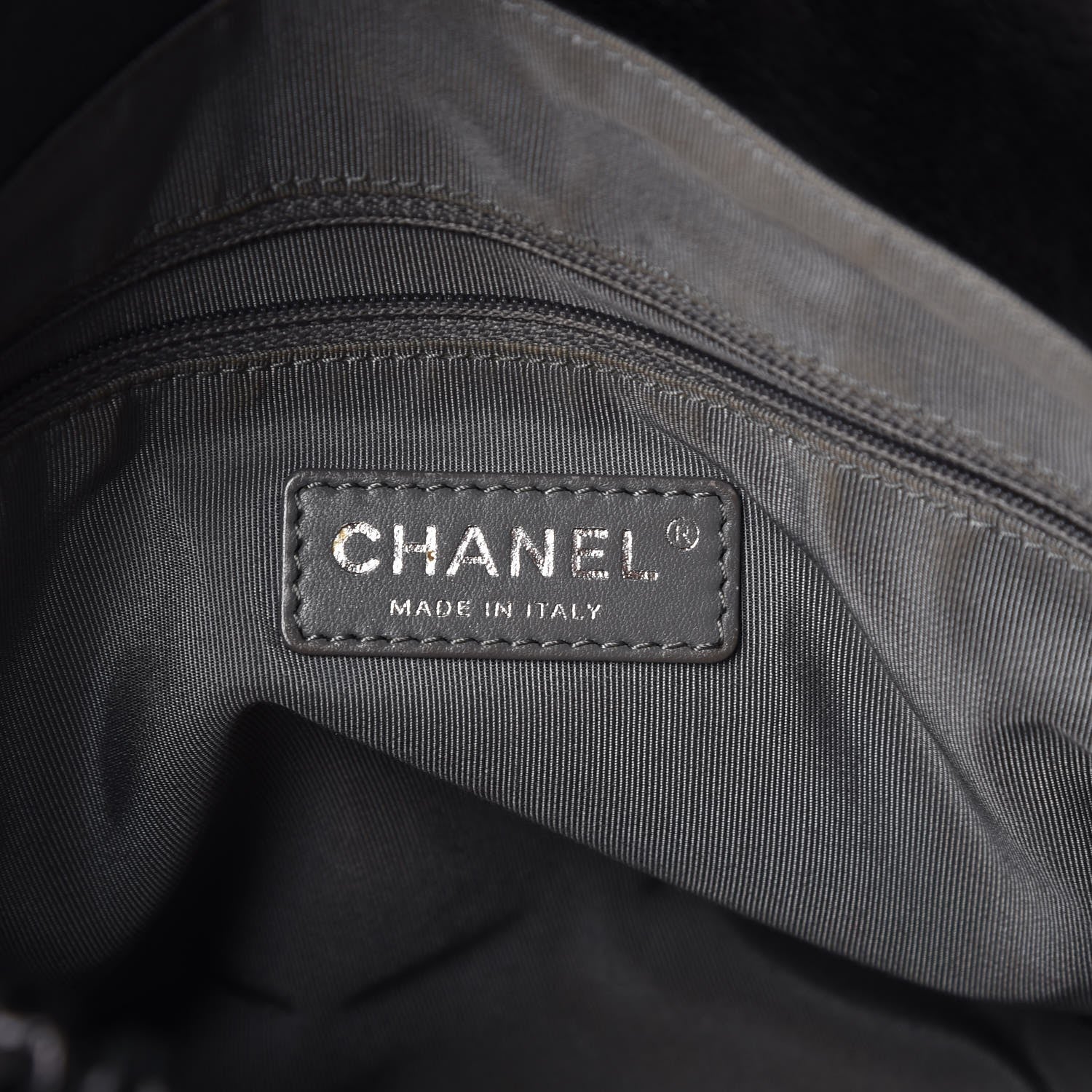 Chanel Crumpled Caviar Quilted Maxi Elastic Flap Black 6 of 7