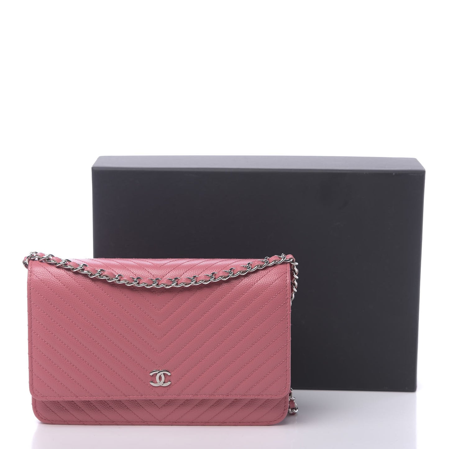 Caviar Chevron Quilted Wallet On Chain WOC Pink