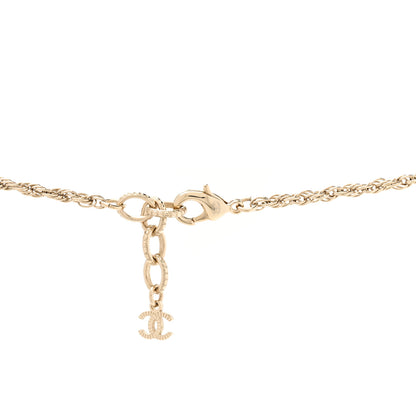Chanel Pearl CC Round Pendant Necklace Gold 4 of 4
