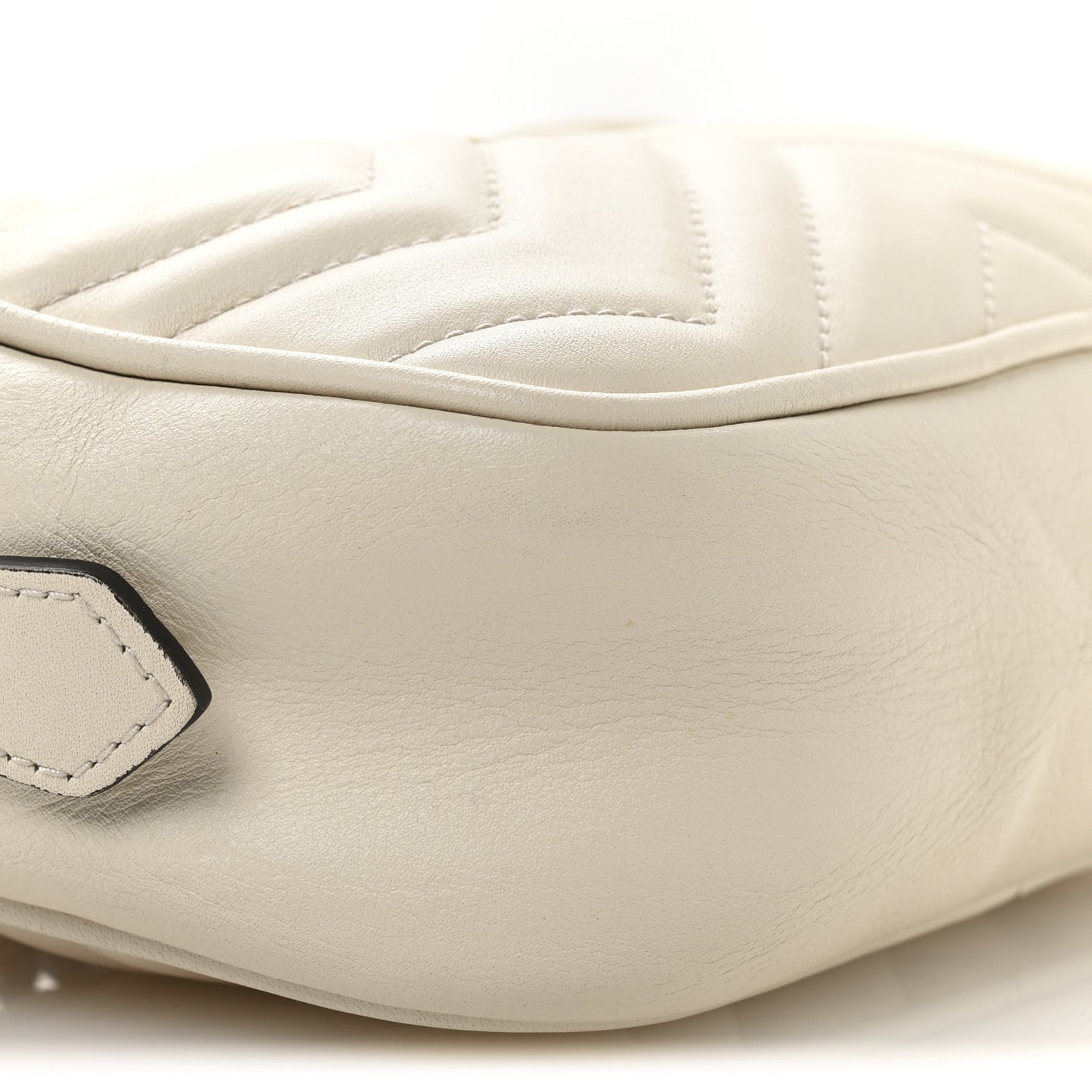 Calfskin Matelasse Mini GG Marmont Chain Shoulder Bag White