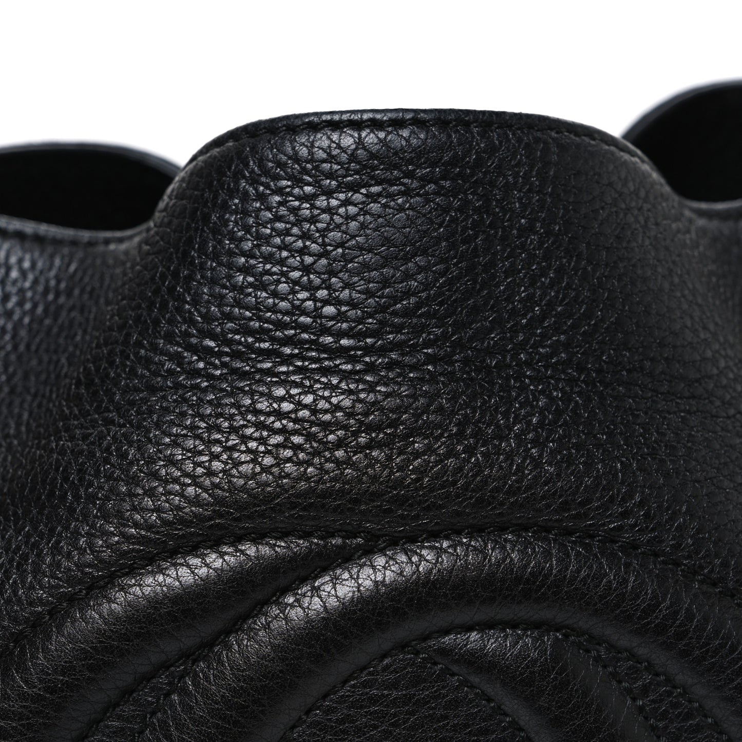 Pebbled Calfskin Medium Soho Chain Shoulder Bag Black