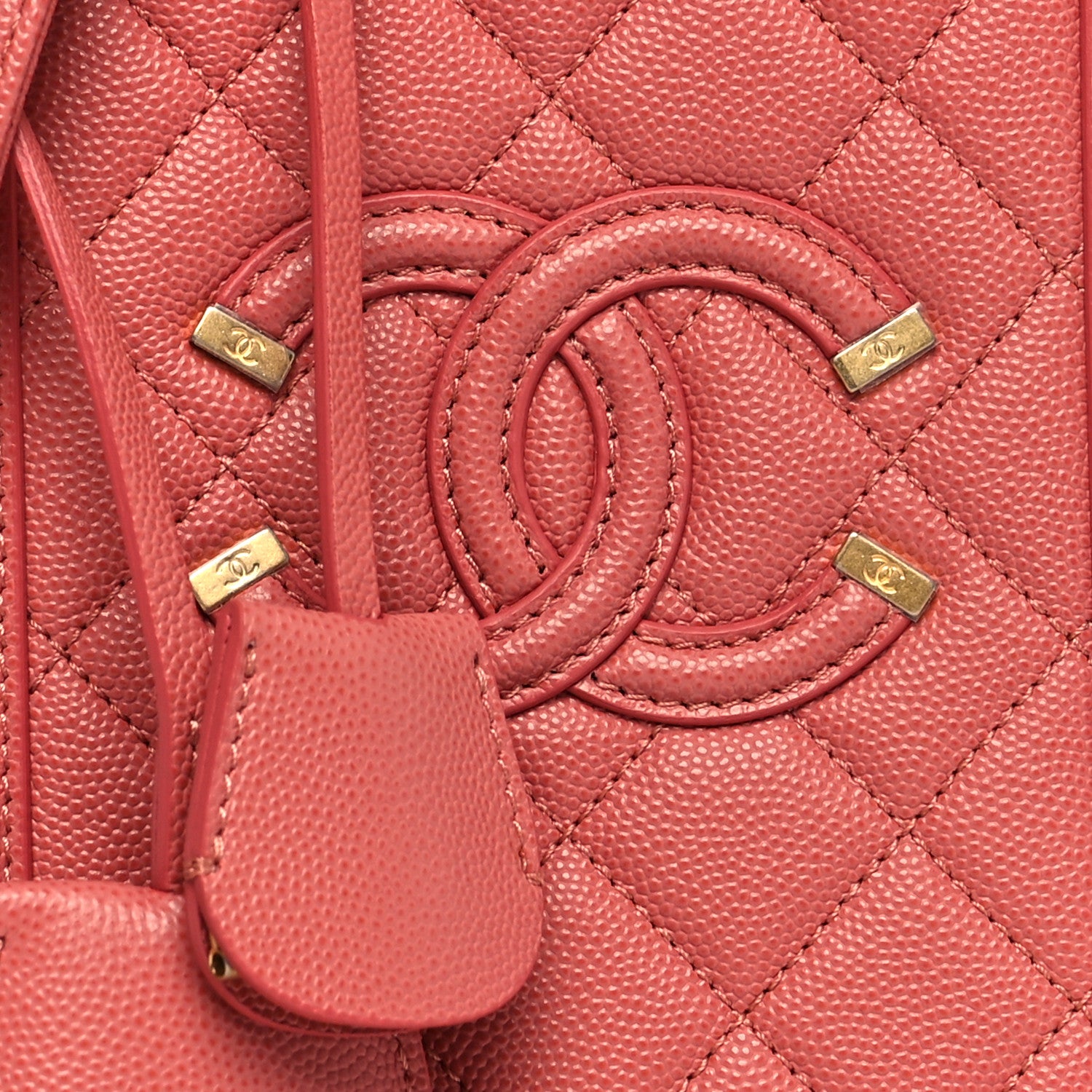 Chanel Caviar Quilted CC North South Filigree Vanity Case Pink 7 of 10