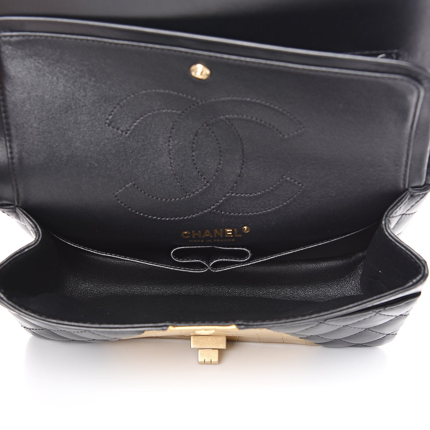 Lambskin Metallic Calfskin Crocodile Embossed 2.55 Cocodile Reissue 225 Flap Black Gold