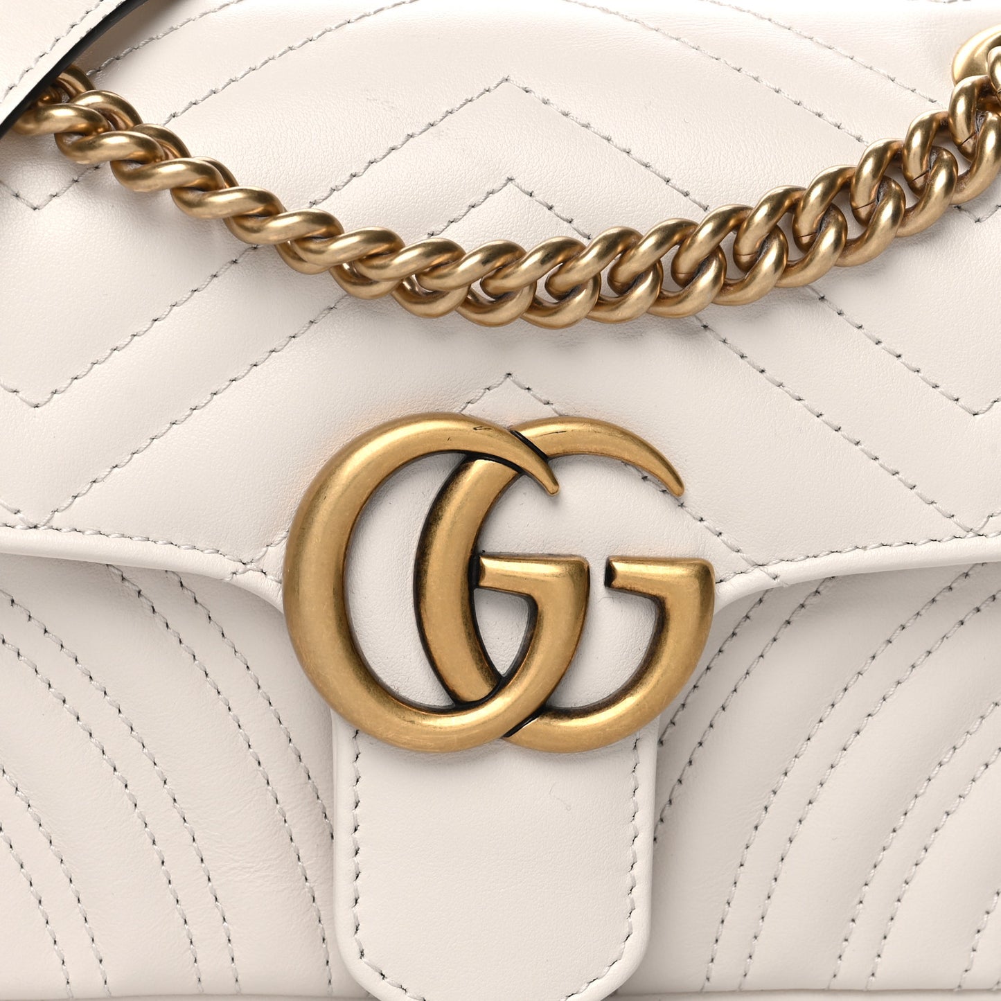 Calfskin Matelasse Mini GG Marmont Shoulder Bag White