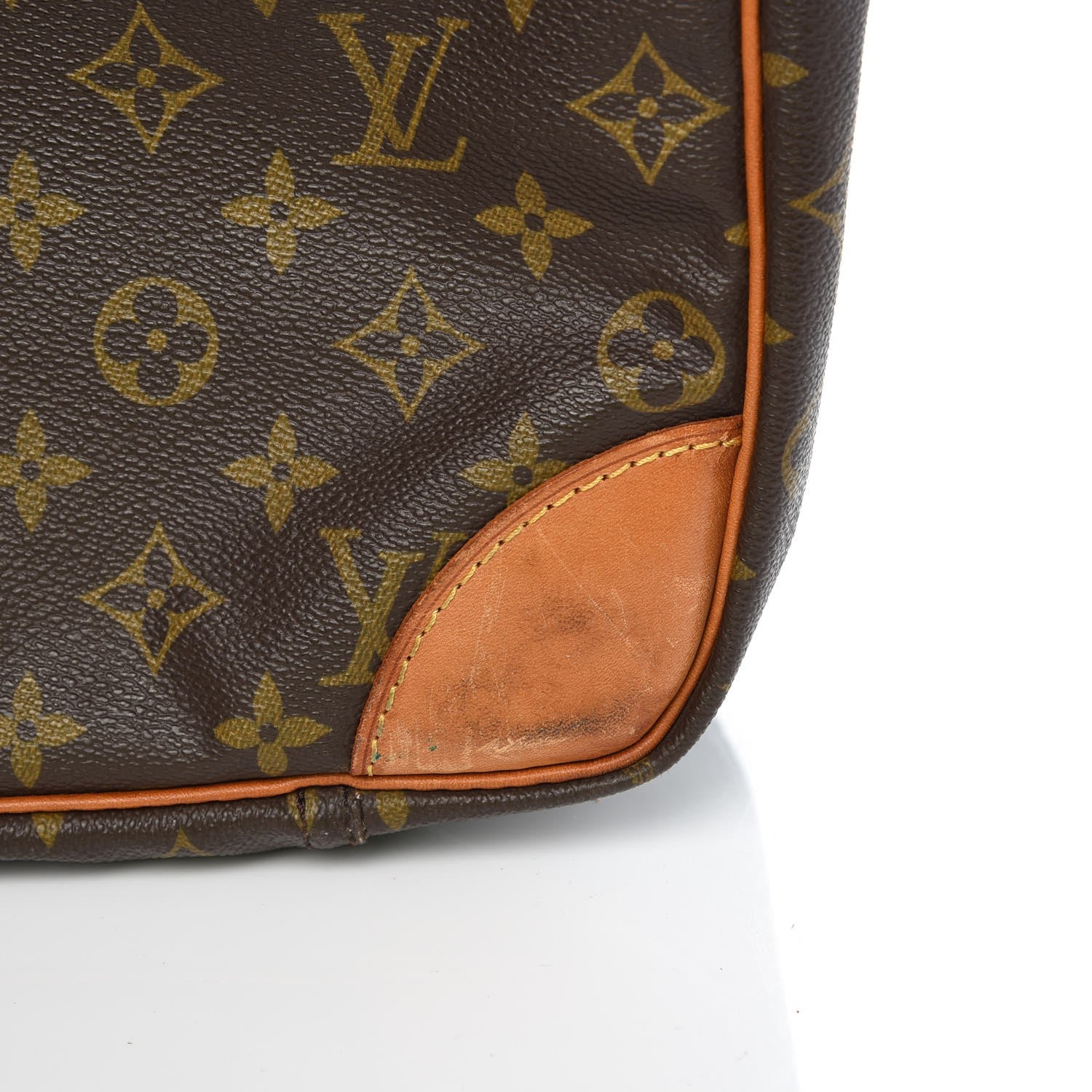 Louis Vuitton Monogram Sirius 50 9 of 19