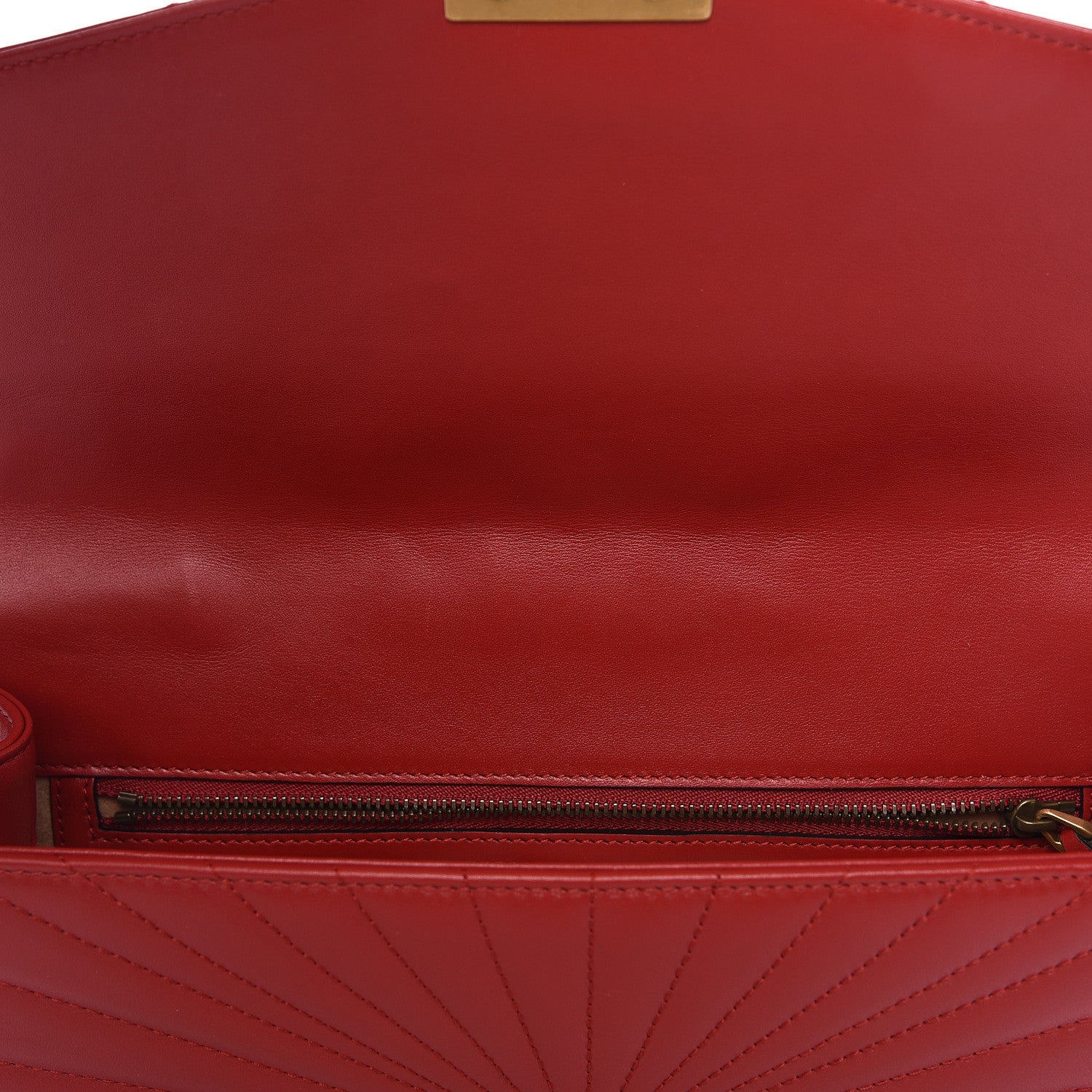 Gucci Calfskin Trapuntata Queen Margaret Clutch Hibiscus Red 8 of 9
