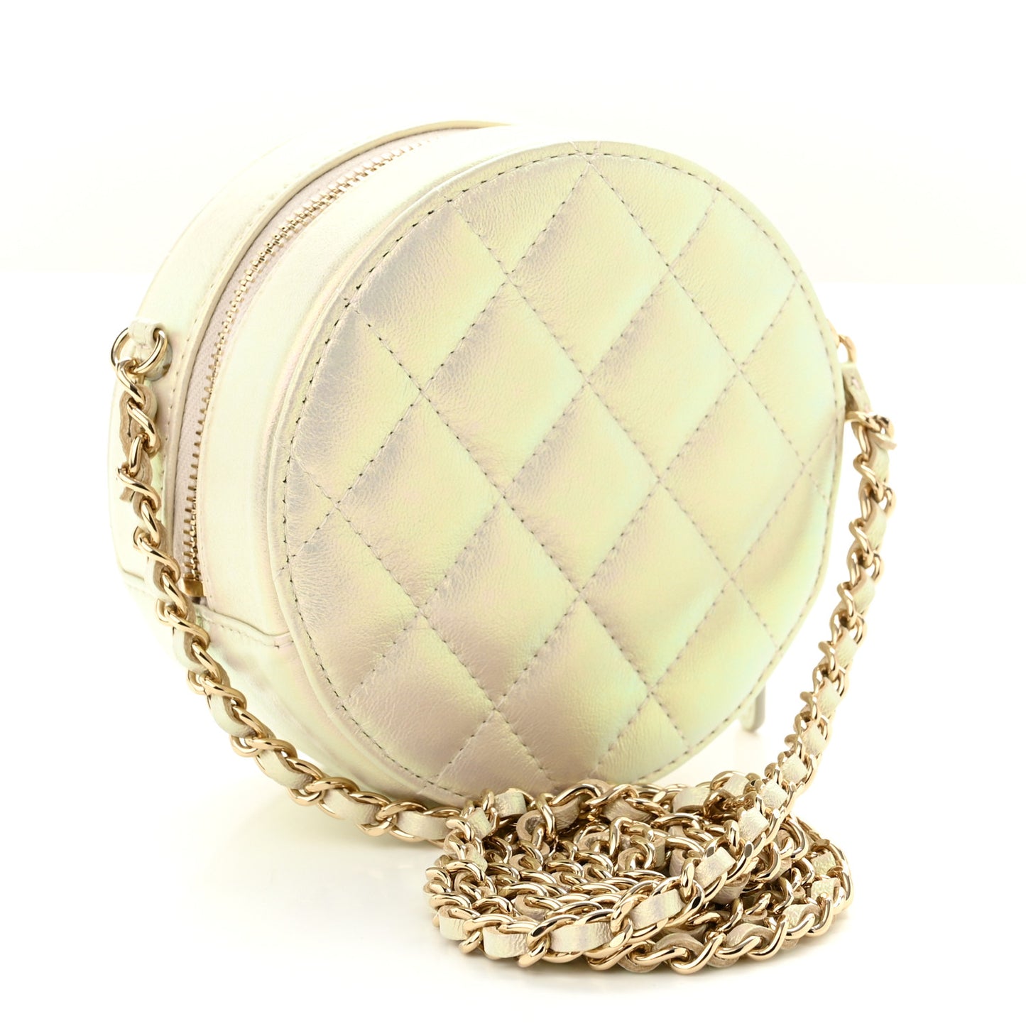 Iridescent Lambskin Quilted Round Clutch With Chain Ivory
