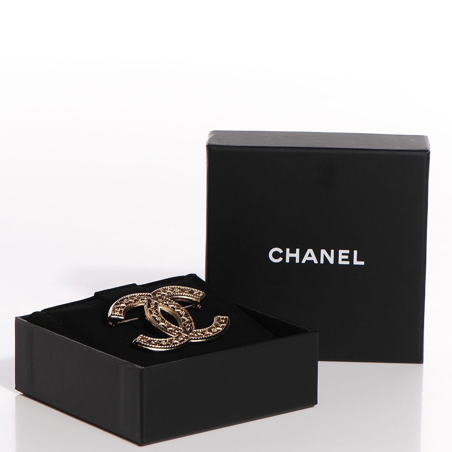 CC Brooch Light Gold