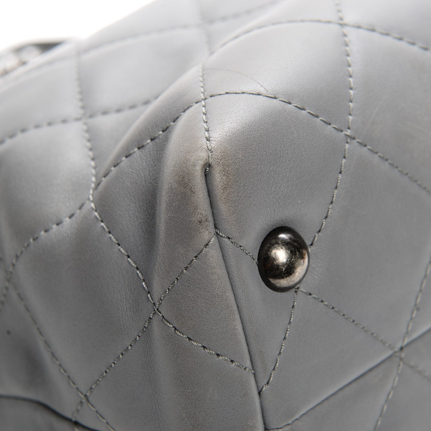 Calfskin Quilted Large Shopping In Chains Tote Light Grey