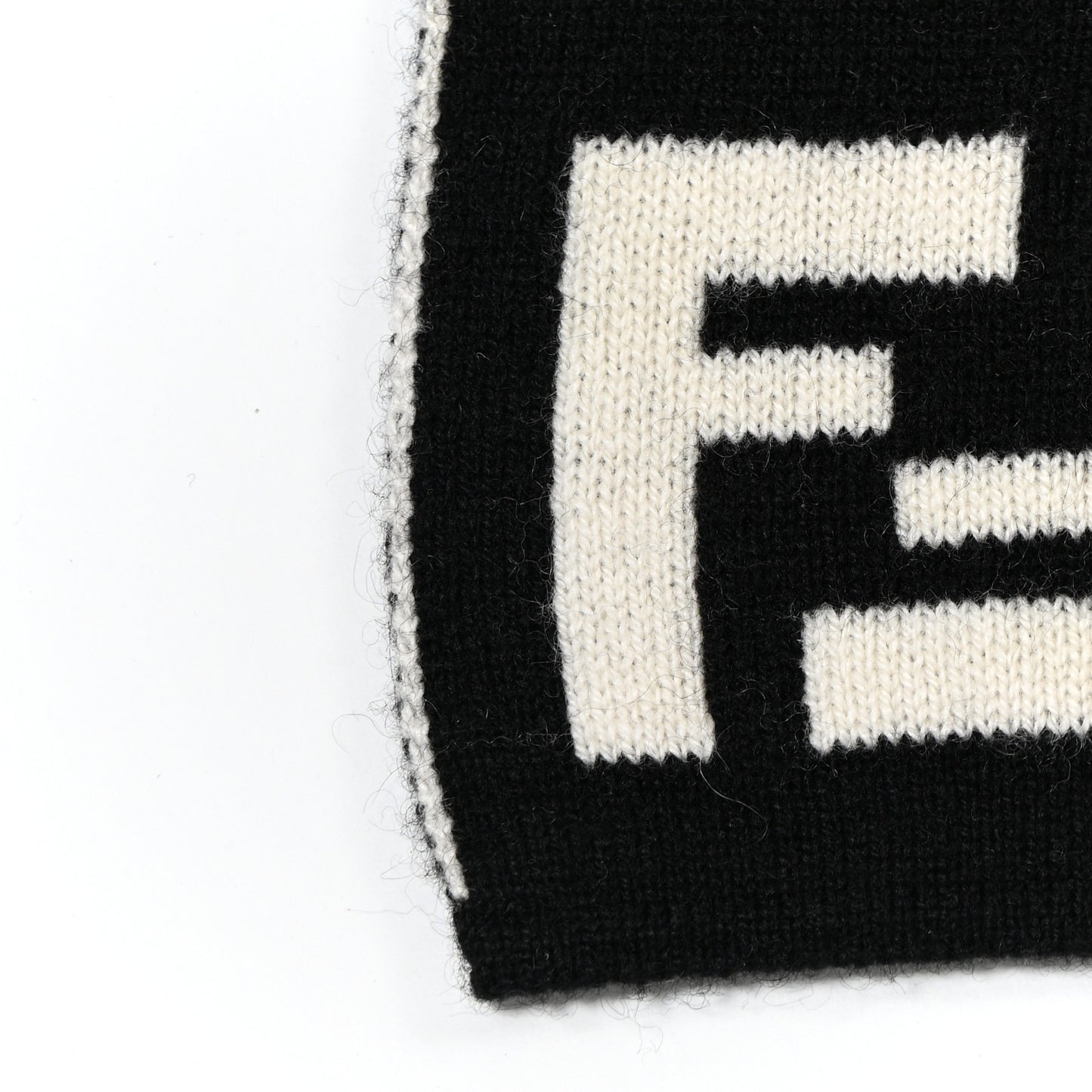 Cashmere Knit FF Scarf Black White