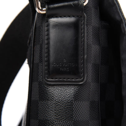 Louis Vuitton Damier Graphite District GM 10 of 13