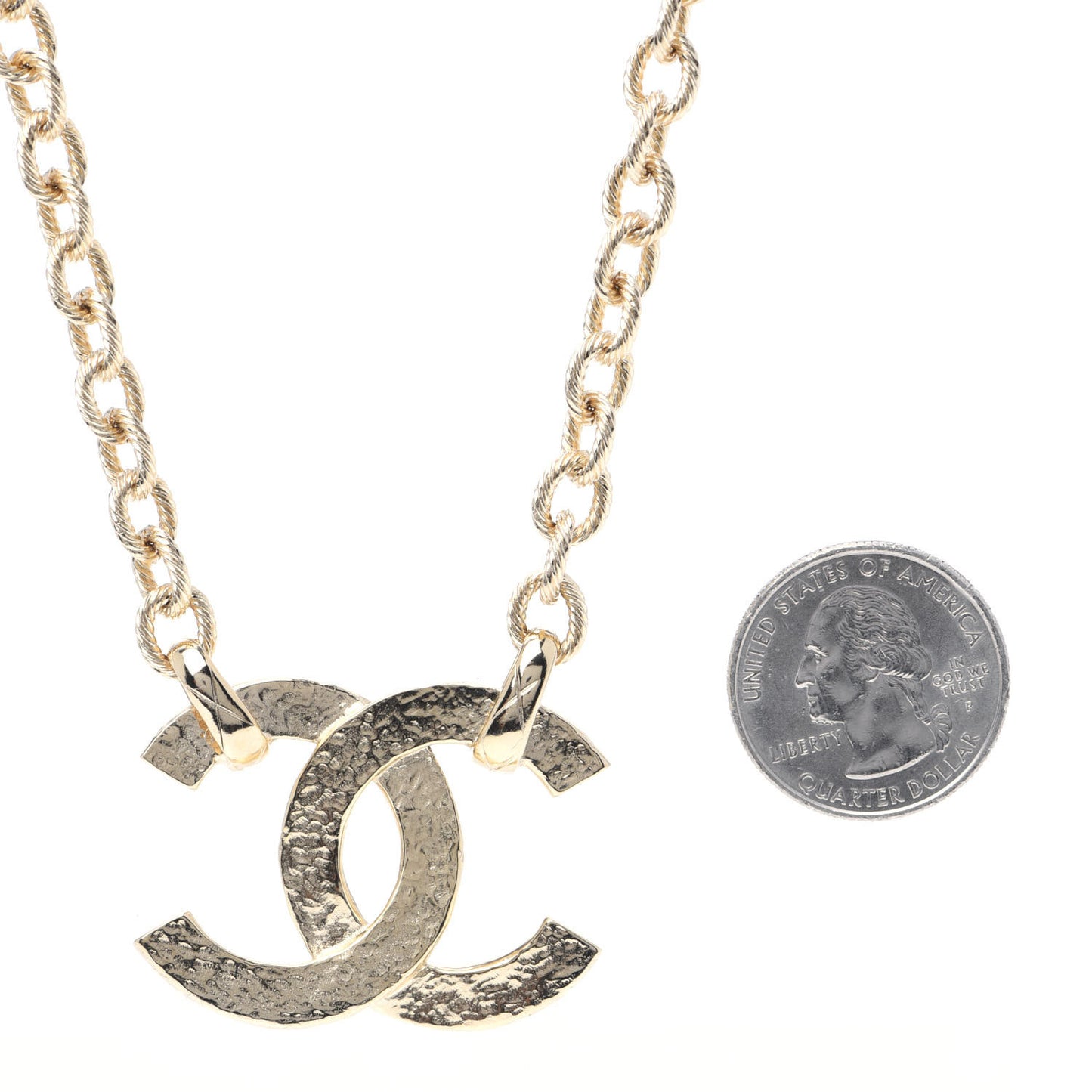 Metal Quilted CC Necklace Gold