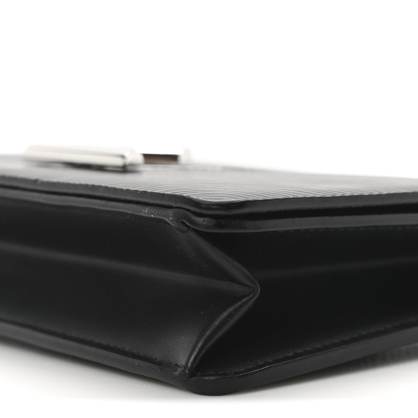 Epi Twist Belt Chain Wallet Black