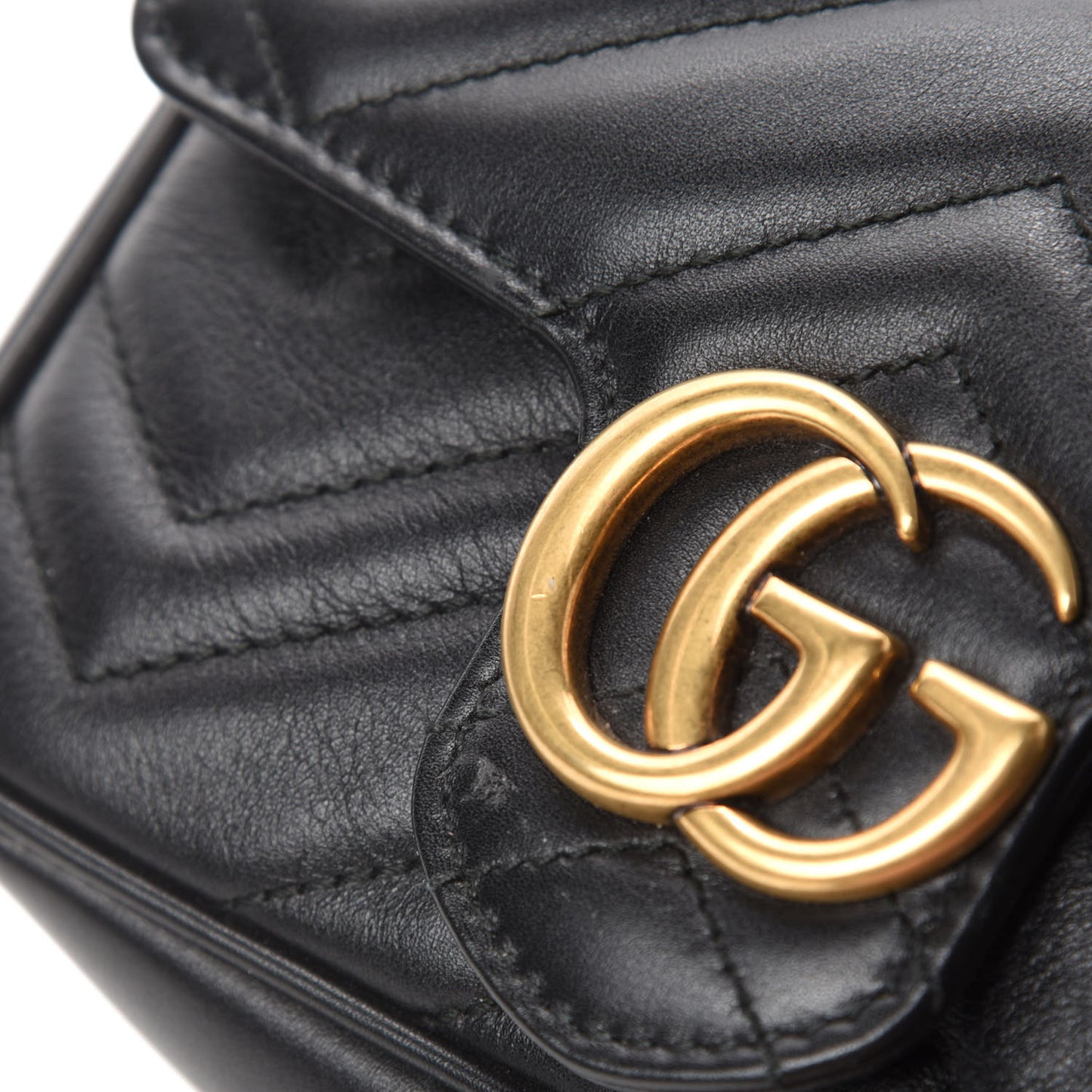 Calfskin Matelasse Super Mini GG Marmont Shoulder Bag Black
