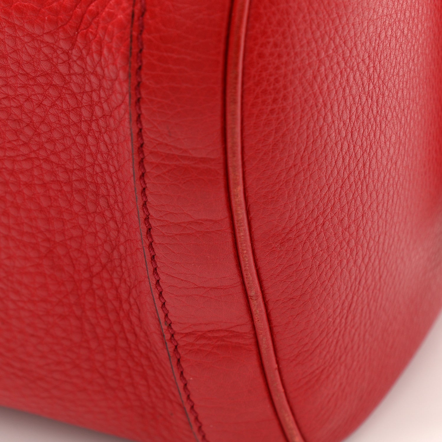 Gucci Pebbled Calfskin Medium Soho Boston Red 23 of 25