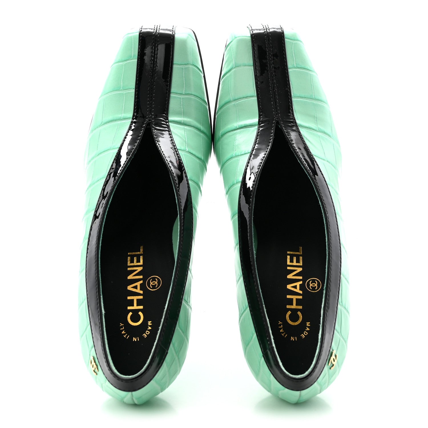 Chanel Crocodile Embossed Patent Calfskin Pumps 37.5 Green Black 2 of 10