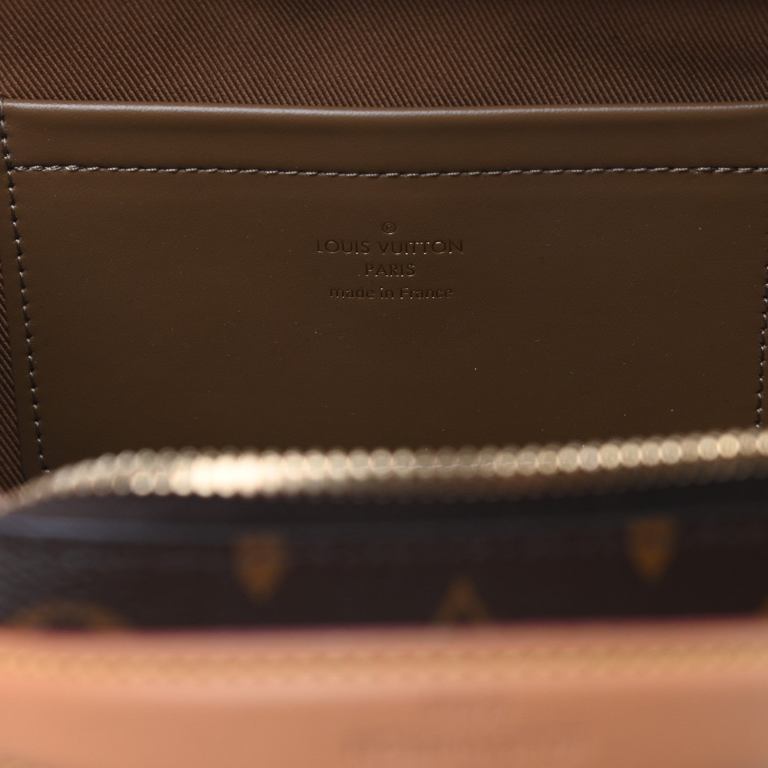 Louis Vuitton Monogram Utility Bag 6 of 7