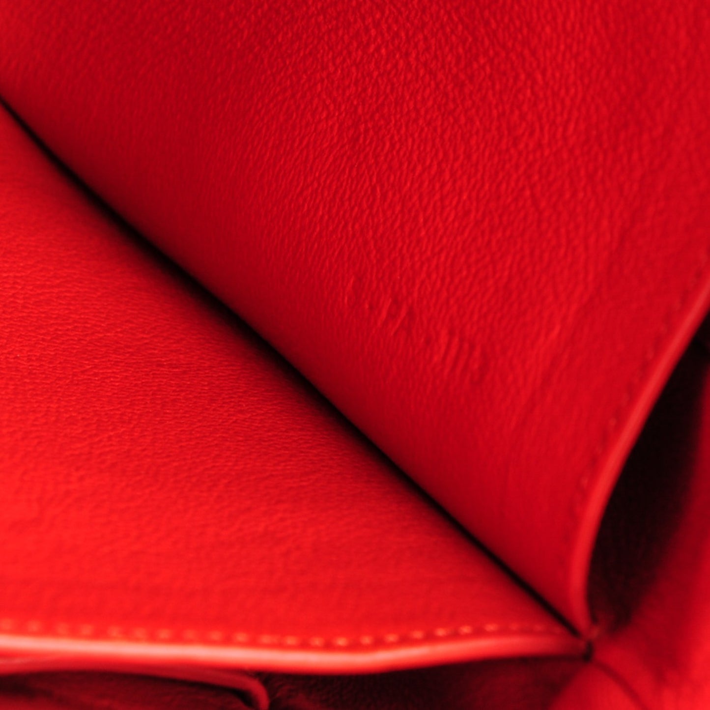 Grained Calfskin Trotteur Messenger Coral