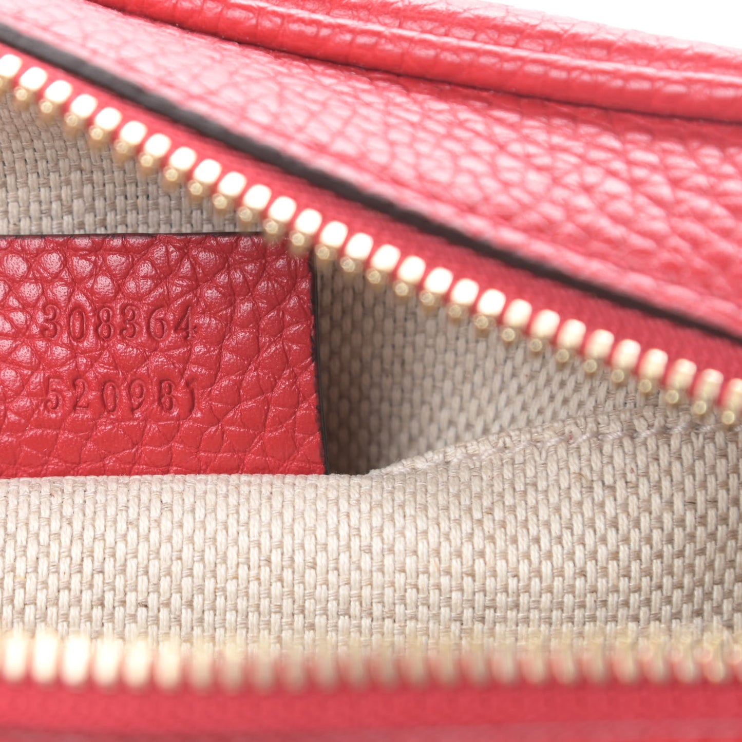 Pebbled Calfskin Small Soho Disco Bag Tabasco Red