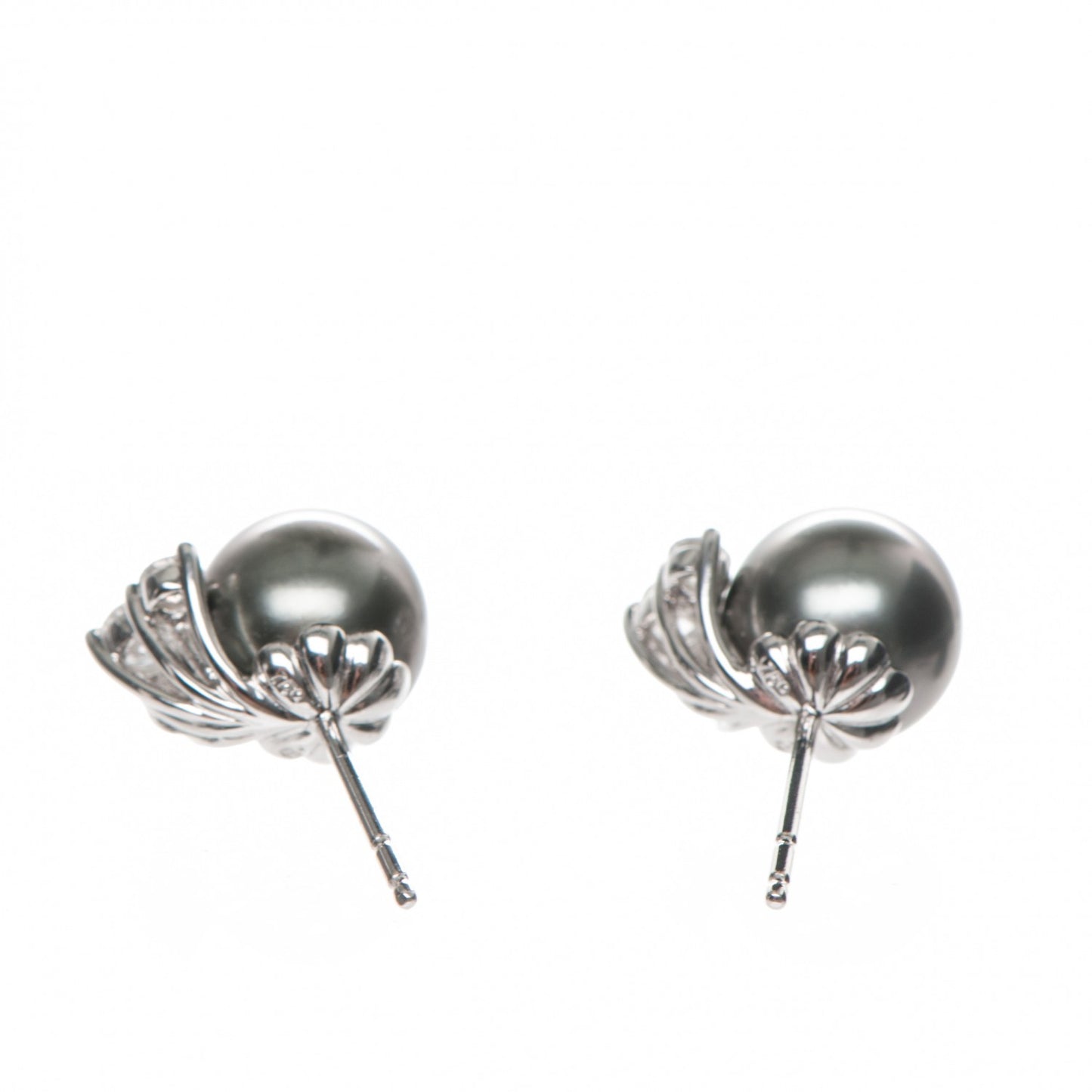 18K White Gold Diamond Black South Sea Pearl 10mm Stud Earrings