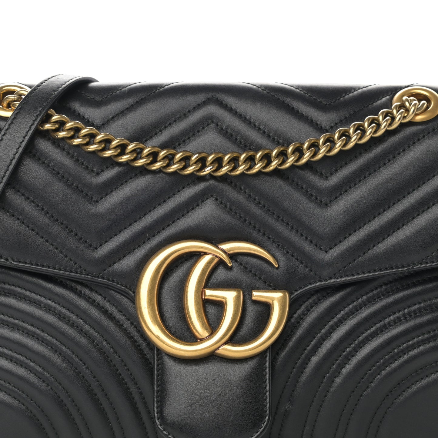 Calfskin Matelasse Medium GG Marmont Shoulder Bag Black