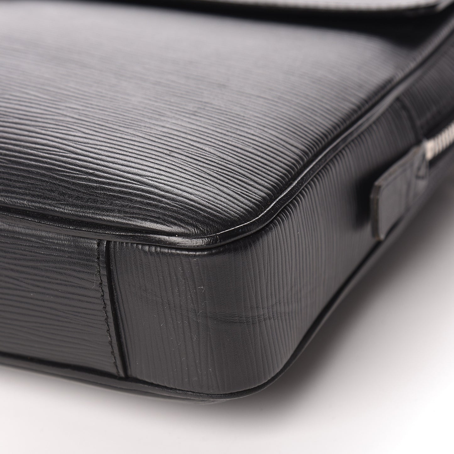 Epi Vassili PM Messenger Bag Black