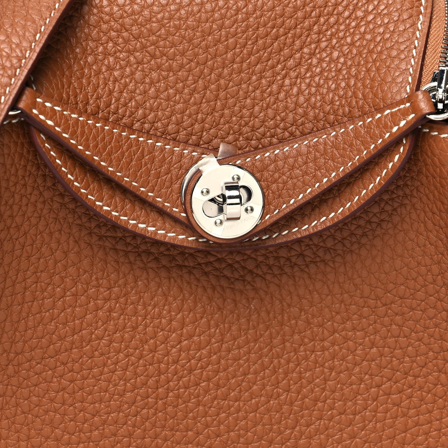 Taurillon Clemence Mini Lindy 20 Gold